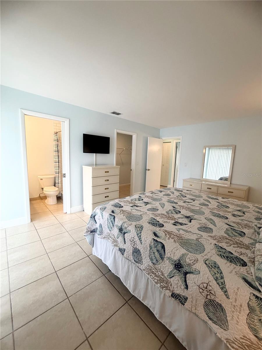PALM MANOR PH 02 - Residential Lease
