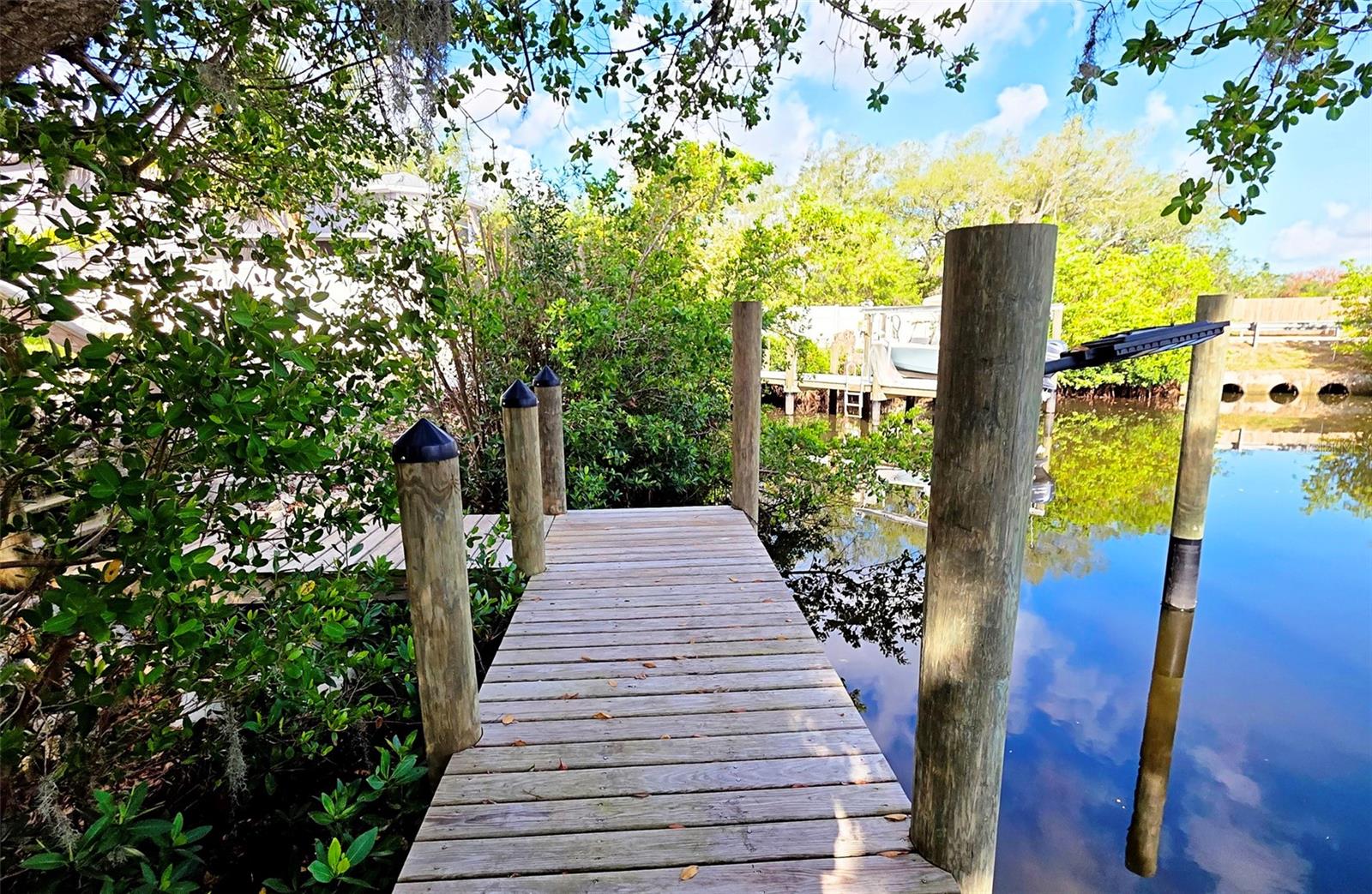 HIDDEN LAGOON - Residential