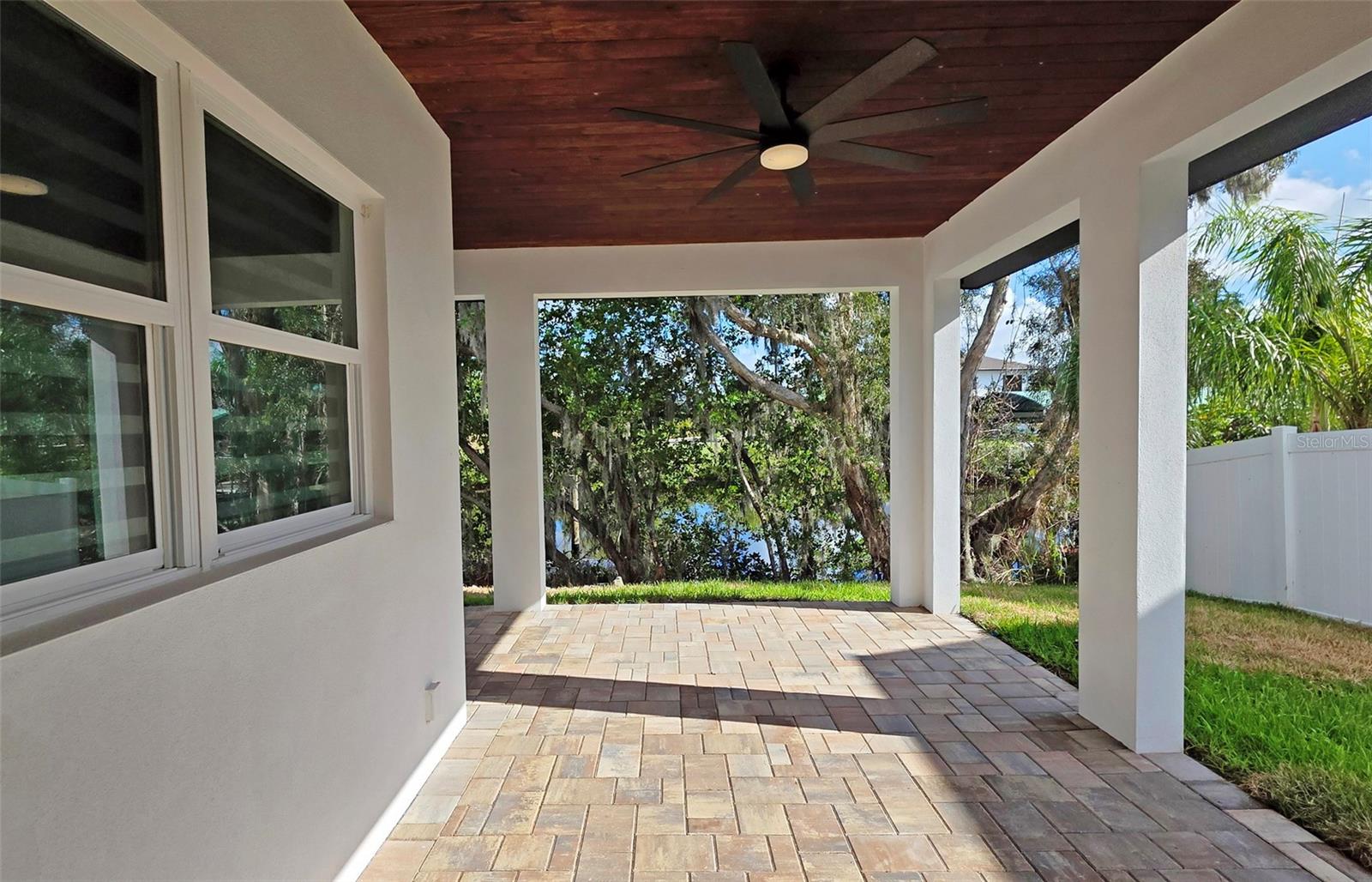 HIDDEN LAGOON - Residential