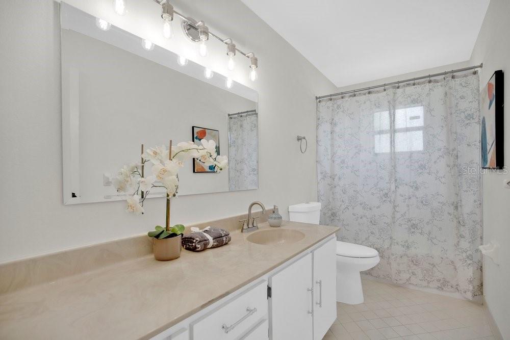 DELTONA LAKES UNIT 05 - Residential
