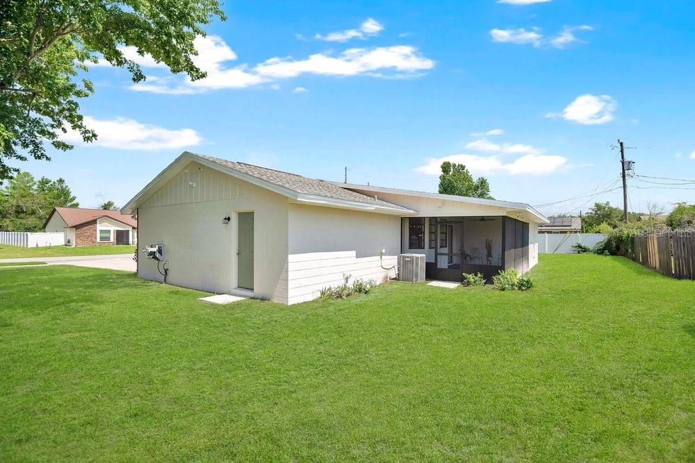 DELTONA LAKES UNIT 05 - Residential