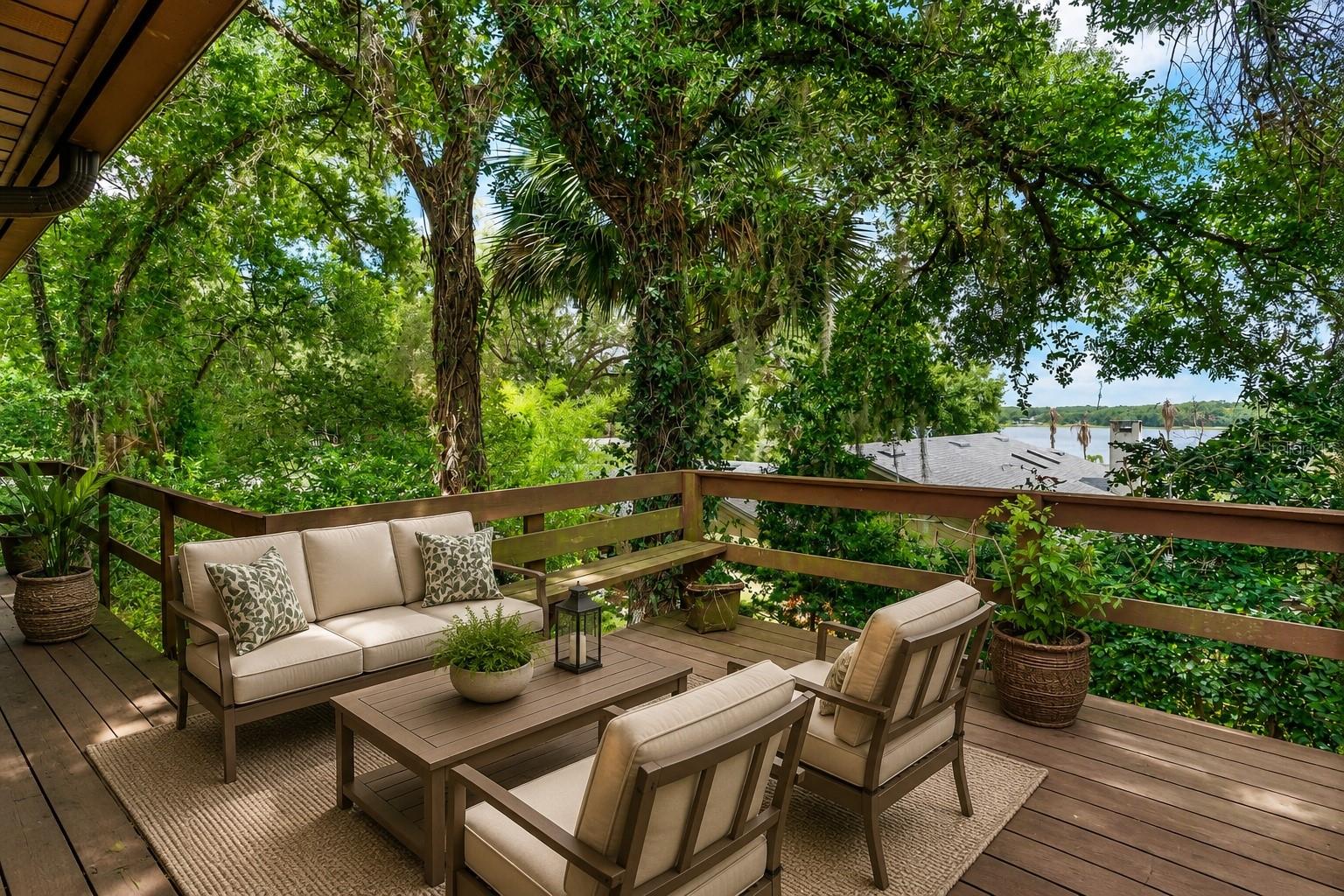 EUSTIS WEST CROOKED LAKE - Residential