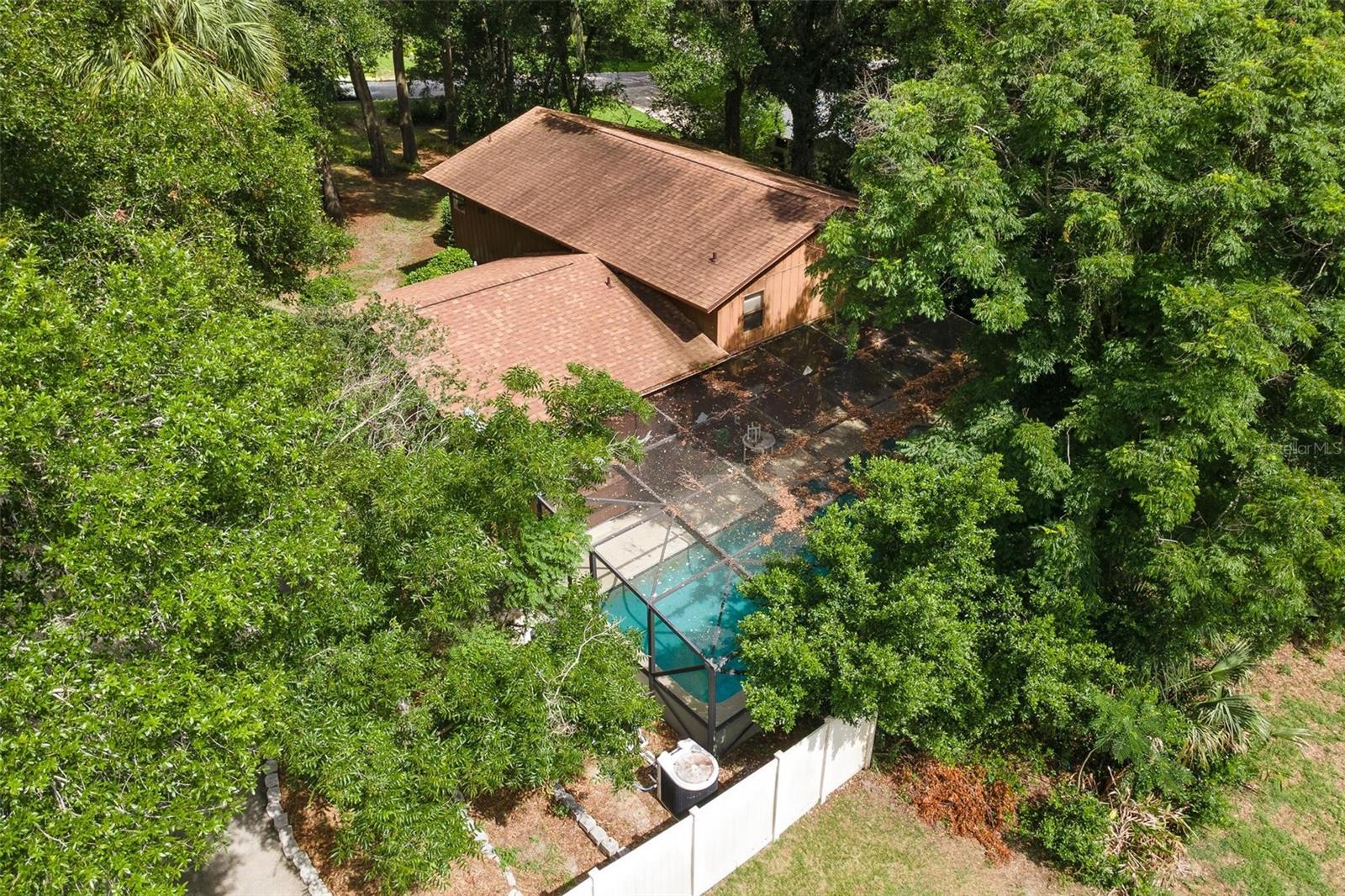 EUSTIS WEST CROOKED LAKE - Residential