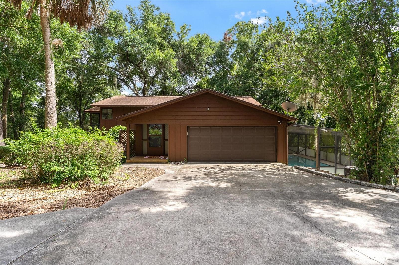 EUSTIS WEST CROOKED LAKE - Residential