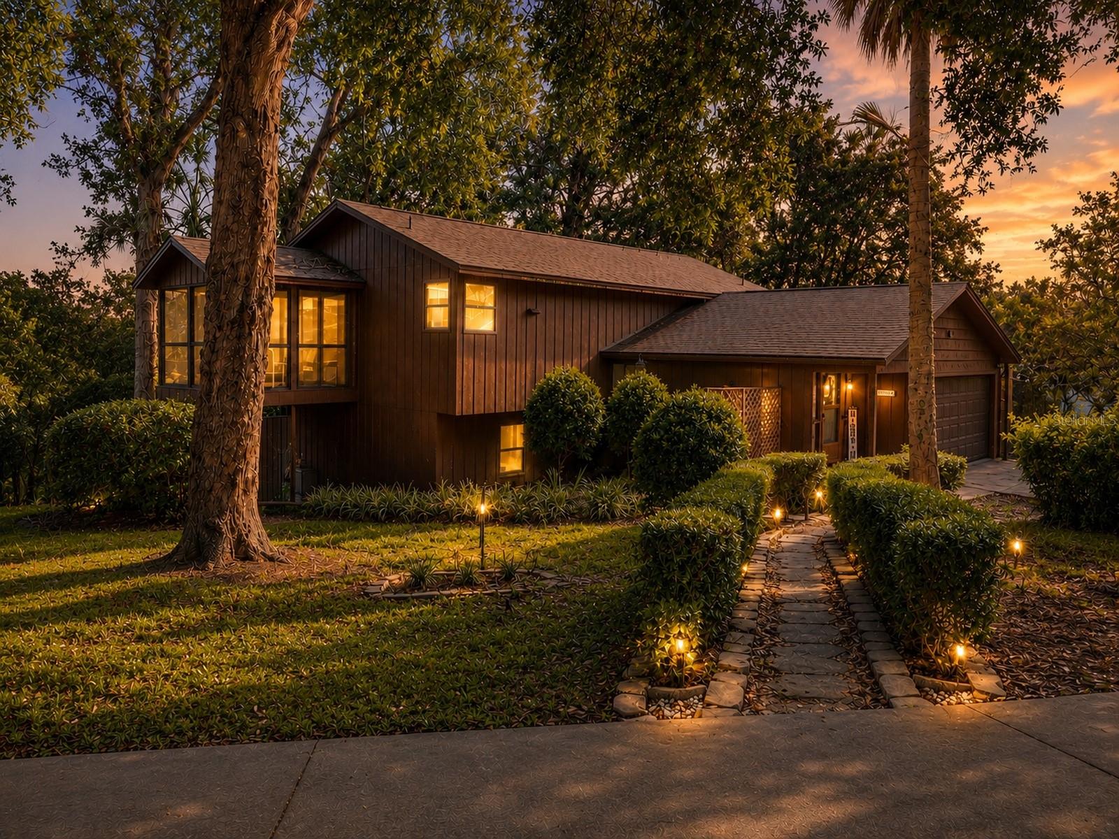 EUSTIS WEST CROOKED LAKE - Residential