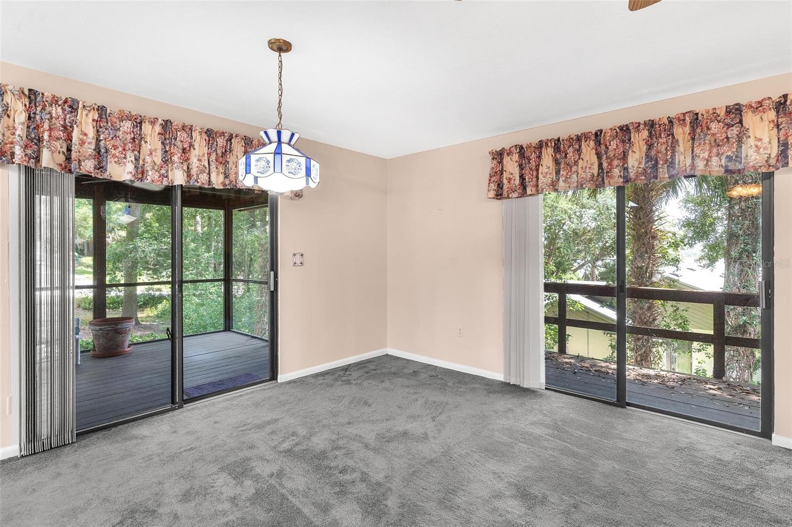 EUSTIS WEST CROOKED LAKE - Residential