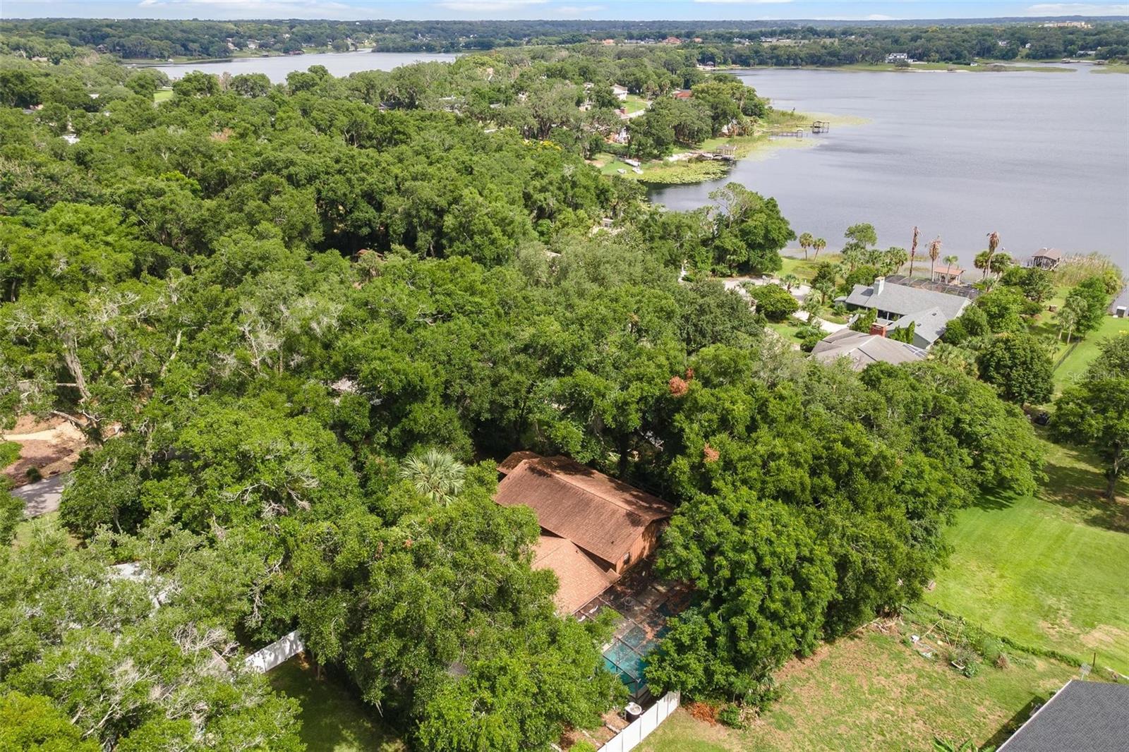 EUSTIS WEST CROOKED LAKE - Residential