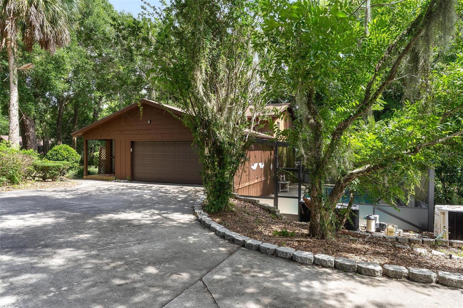 EUSTIS WEST CROOKED LAKE - Residential