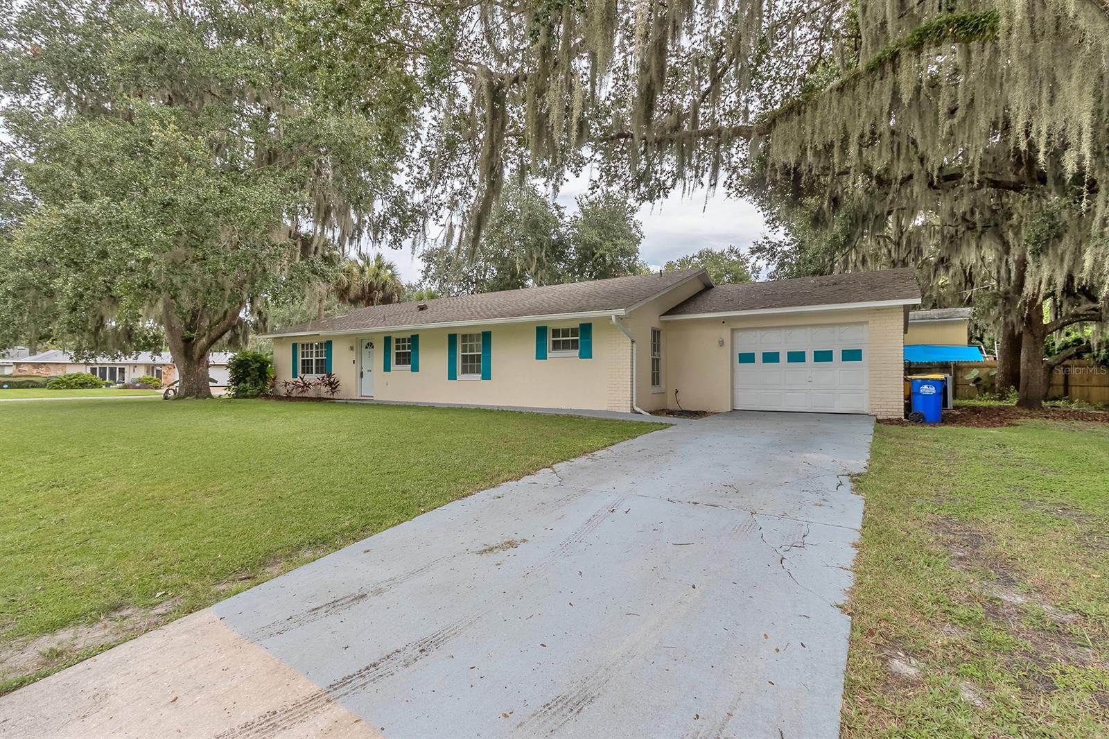 Florida Shores 01 - Residential