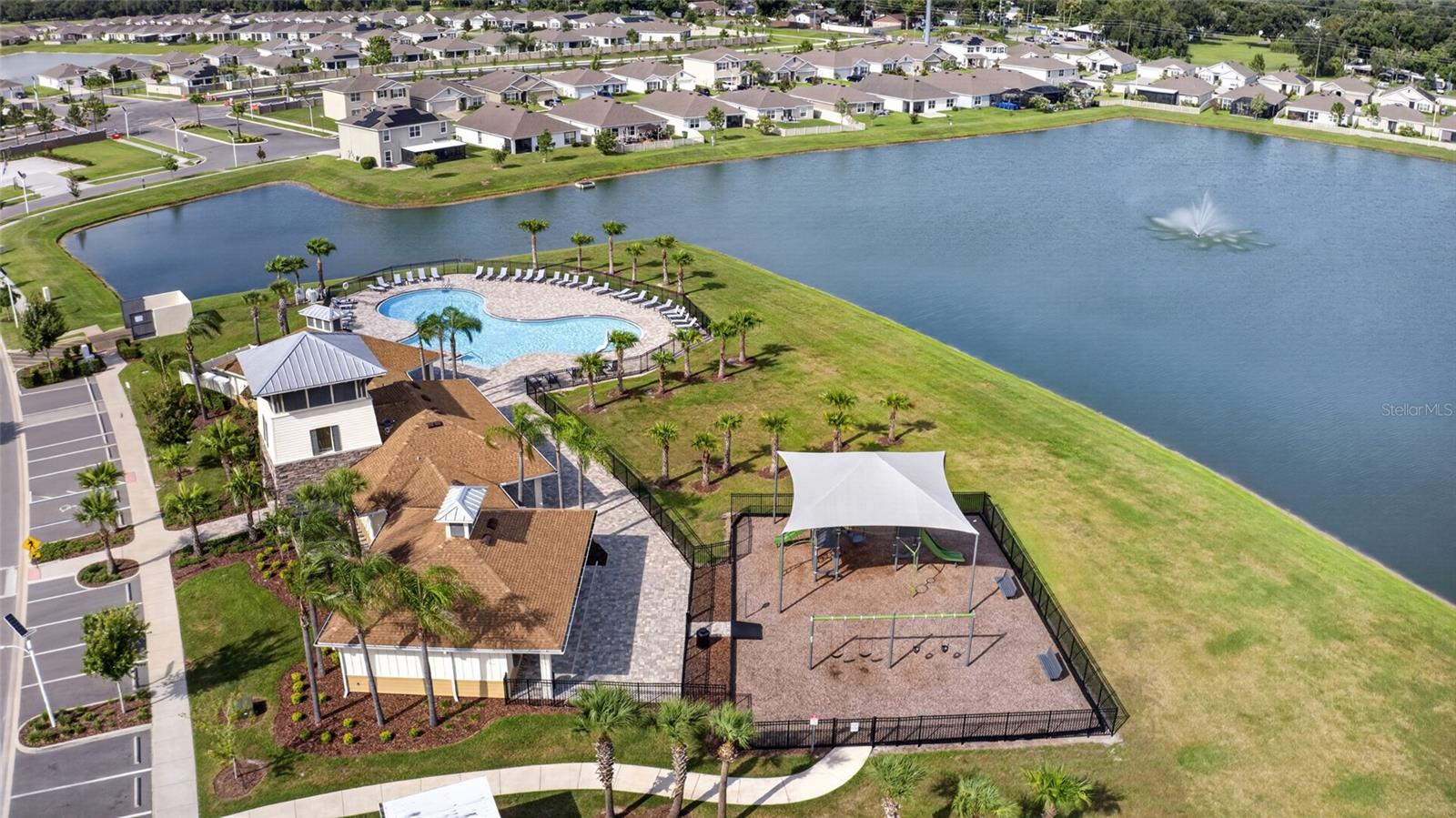 ABBOTT PARK - Residential