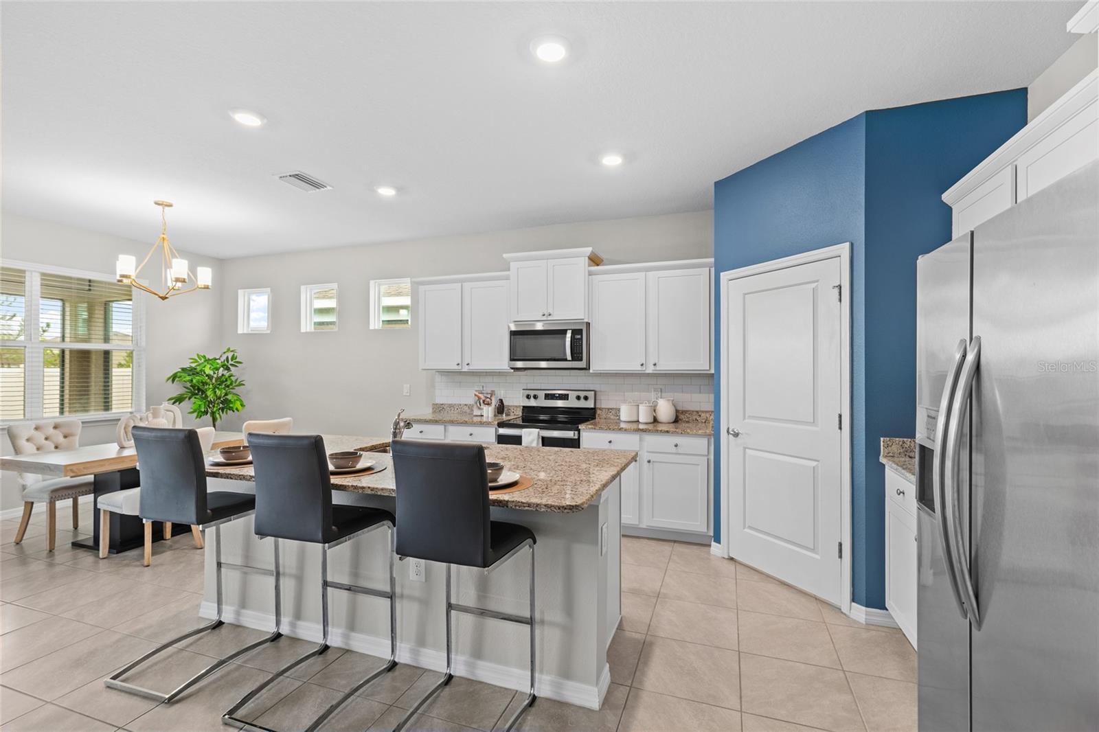 ABBOTT PARK - Residential