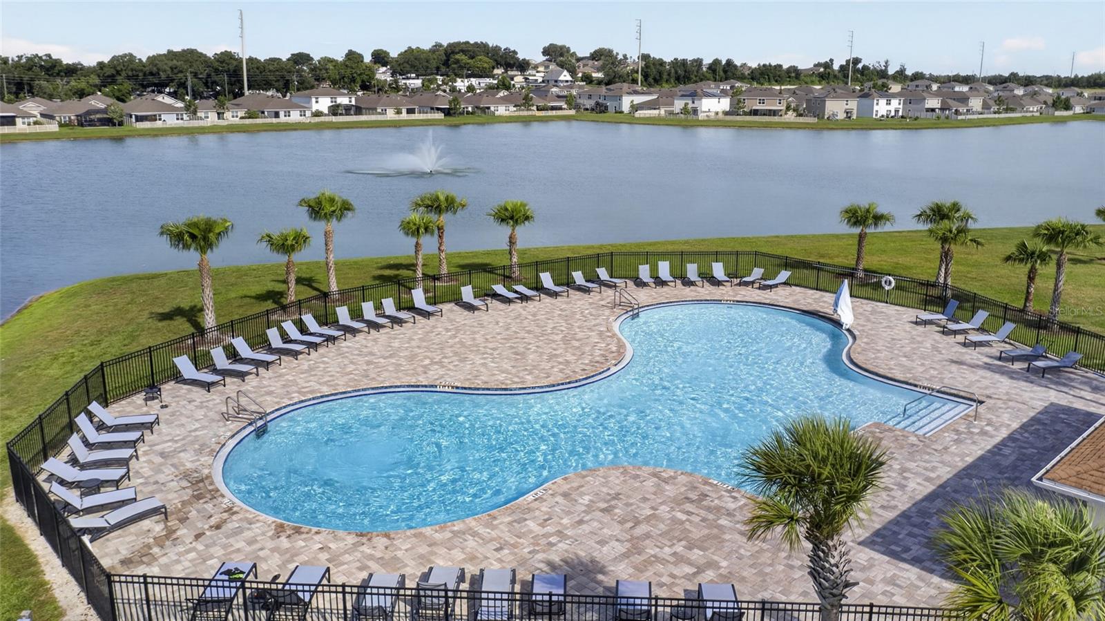 ABBOTT PARK - Residential