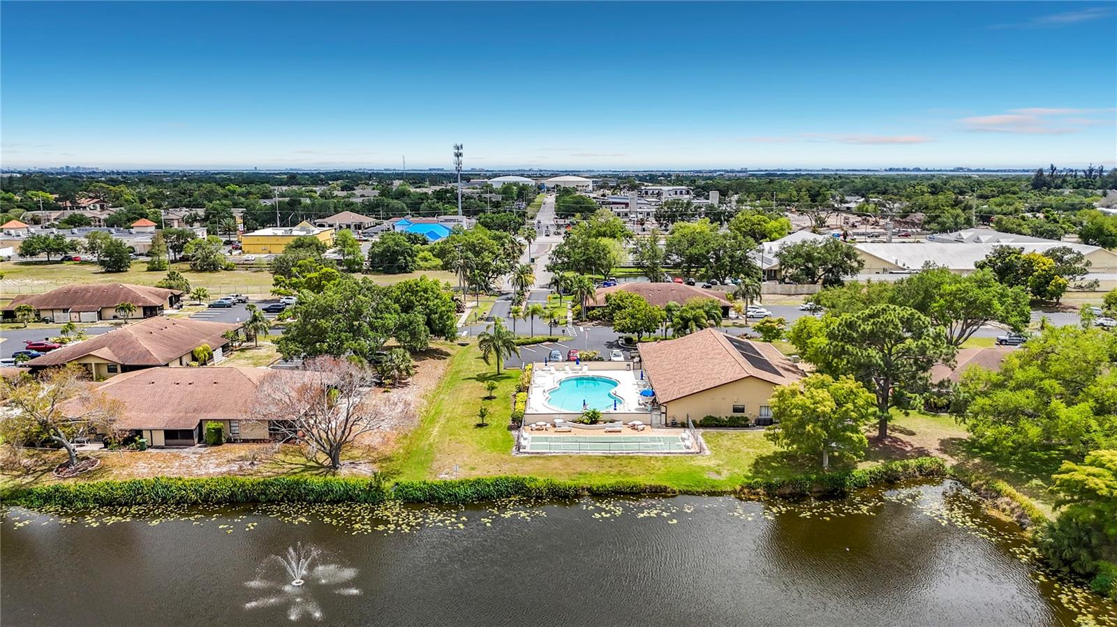 HERITAGE VILLAGE WEST - Residential