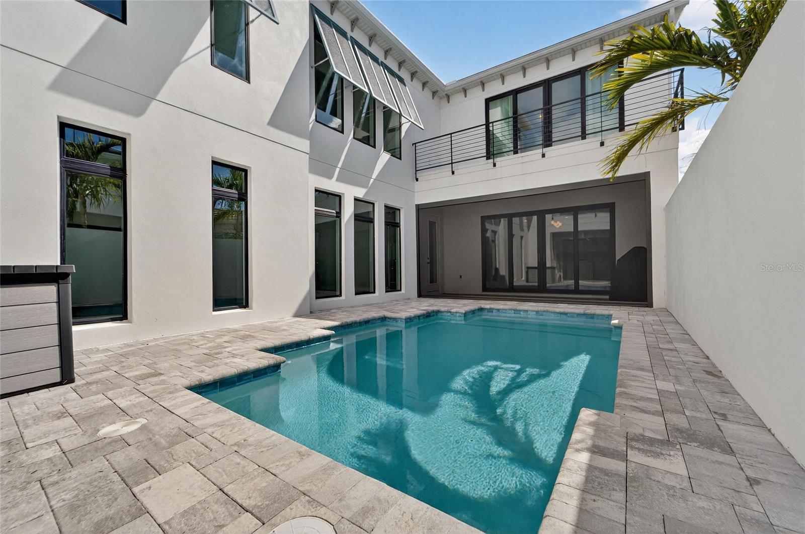 AQUA LAGOON - Residential