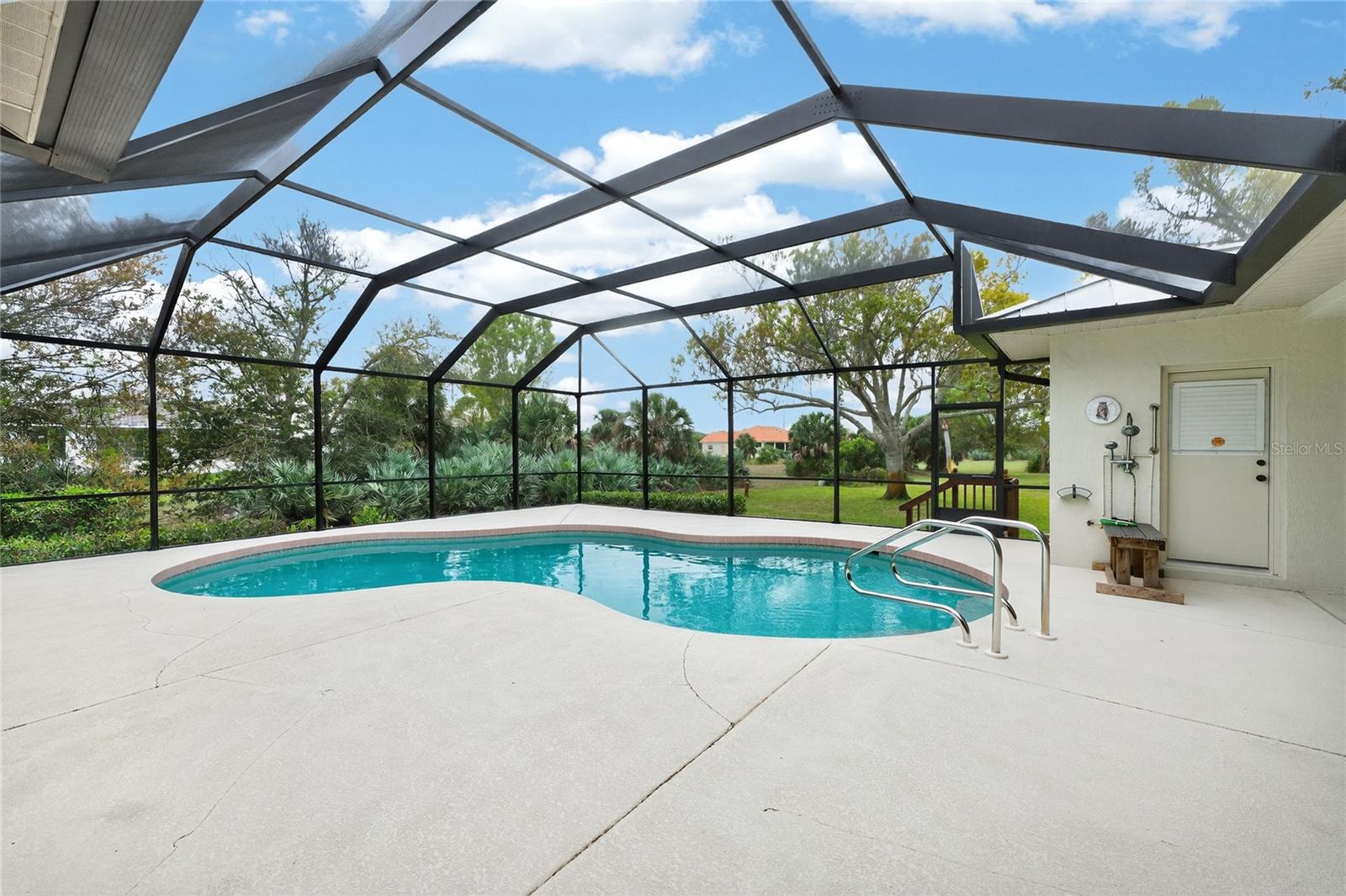 CAPE HAZE WINDWARD - Residential