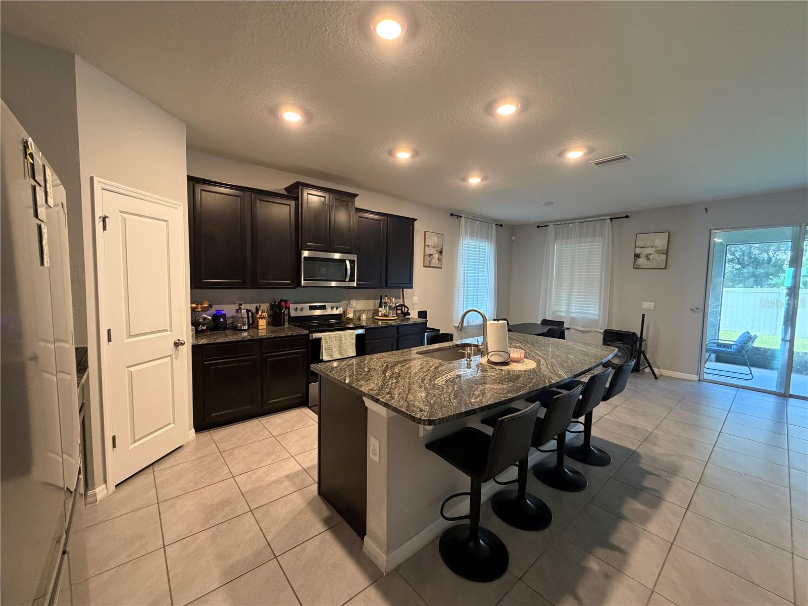 NORTH PARK ISLE PH 1A - Residential Lease