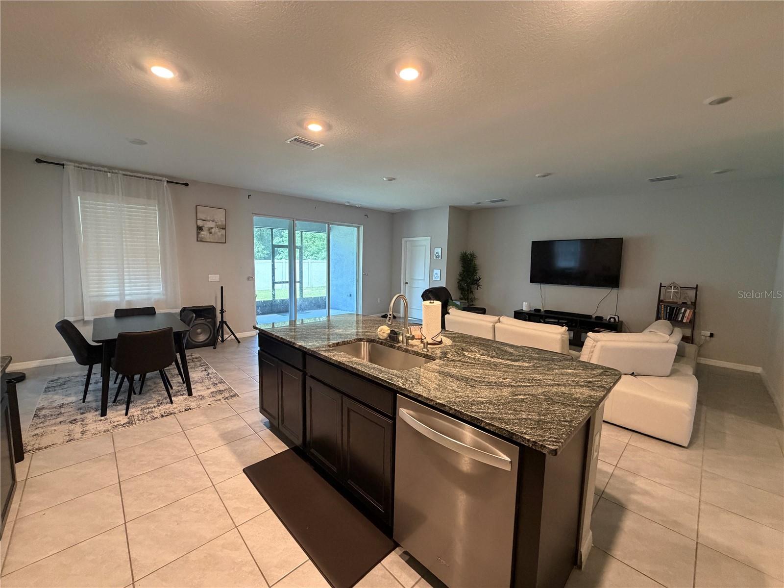 NORTH PARK ISLE PH 1A - Residential Lease