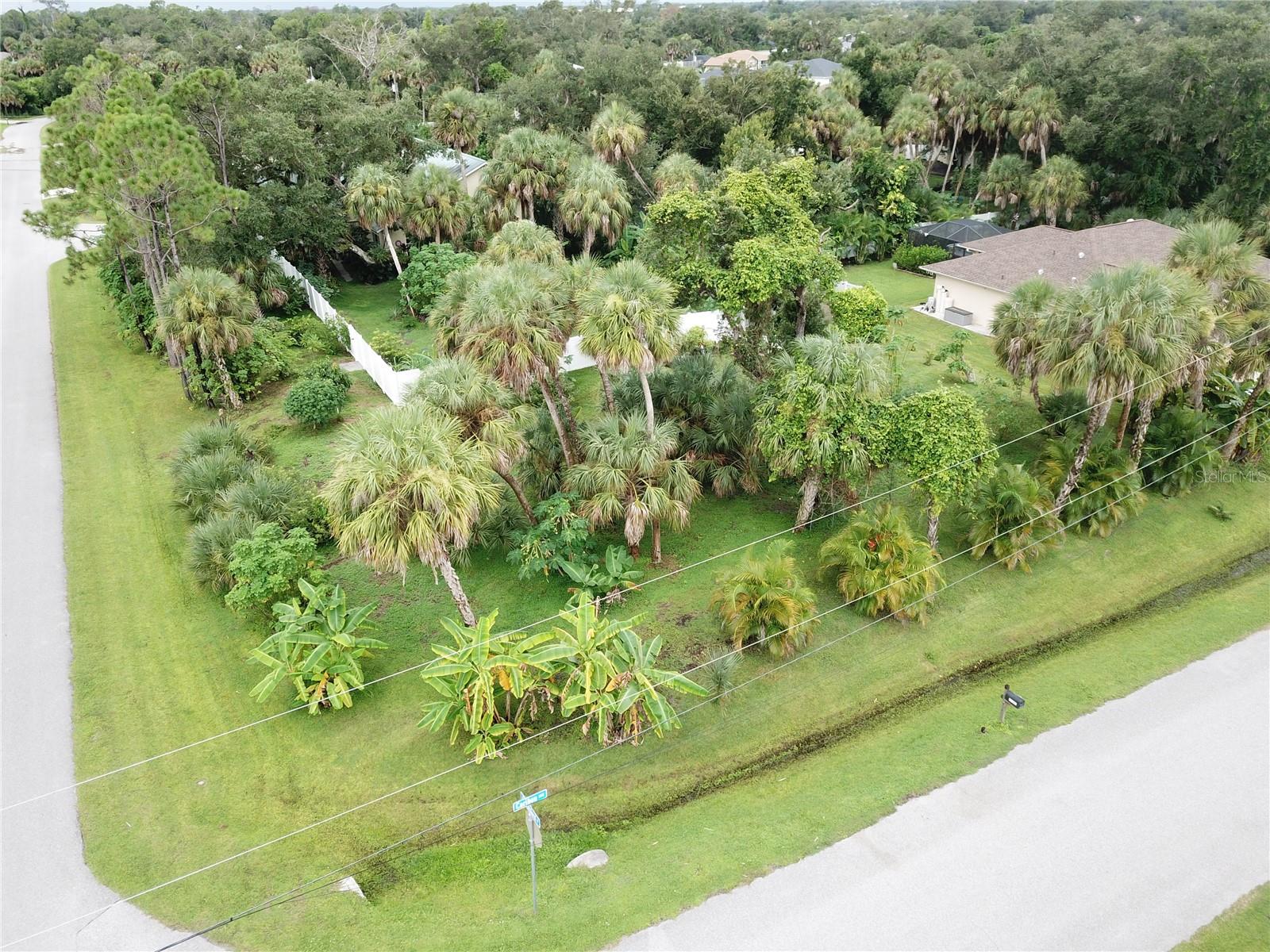 PORT CHARLOTTE SUB 39 - Land