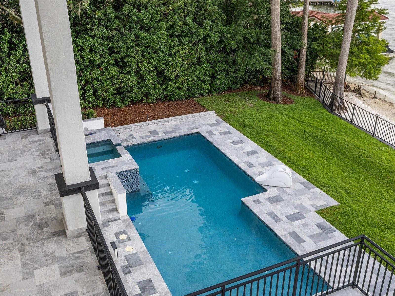 ISLEWORTH - Residential