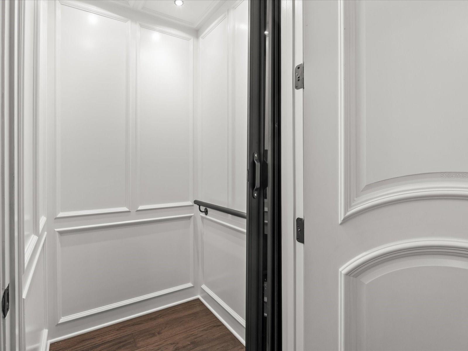ISLEWORTH - Residential