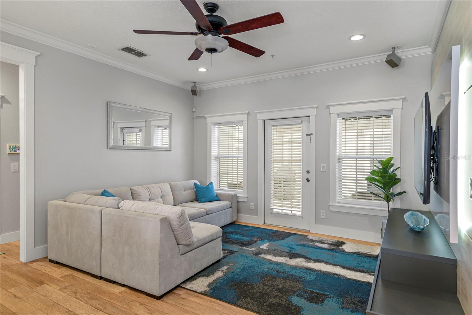 BALDWIN PARK UN 09A - Residential