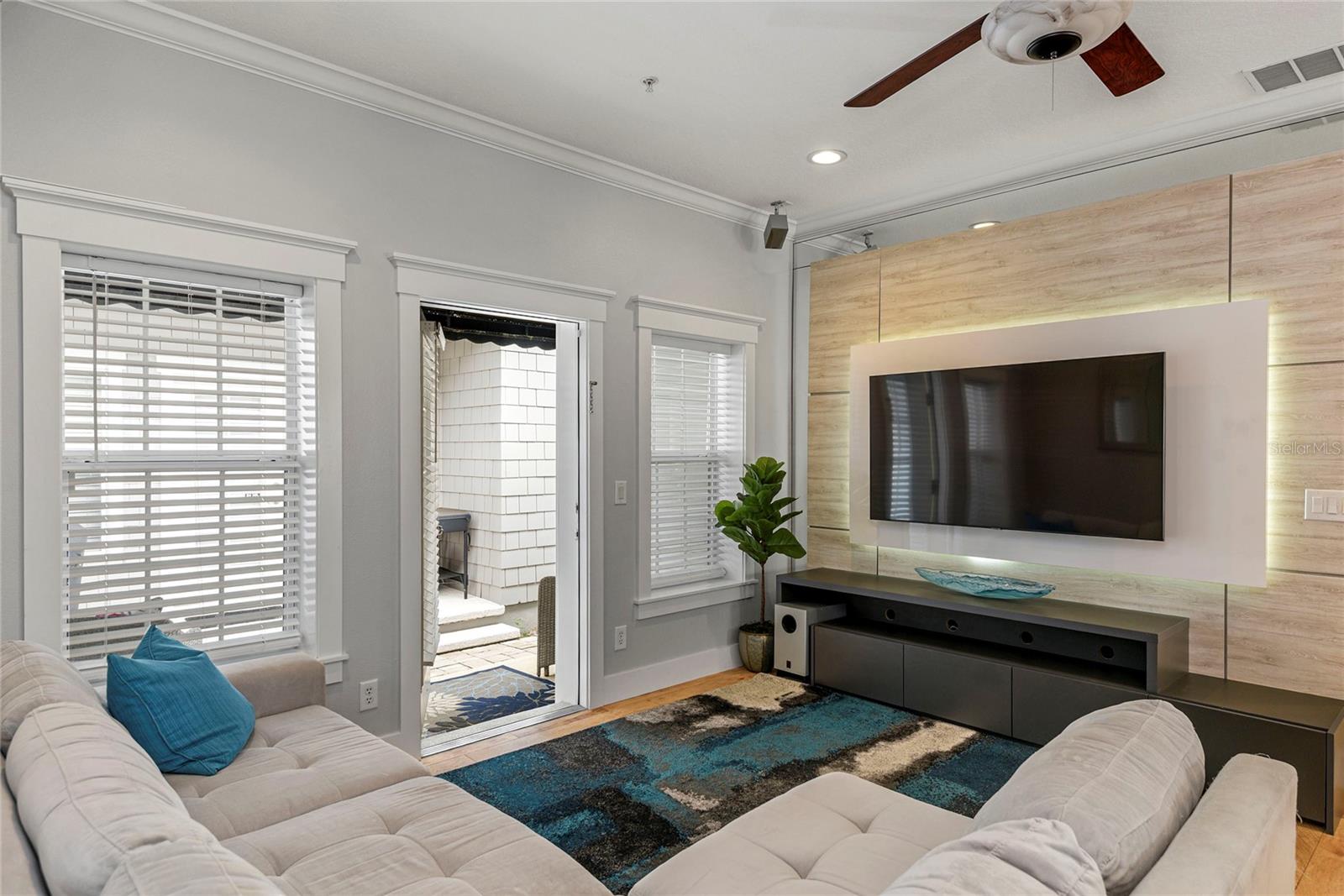 BALDWIN PARK UN 09A - Residential