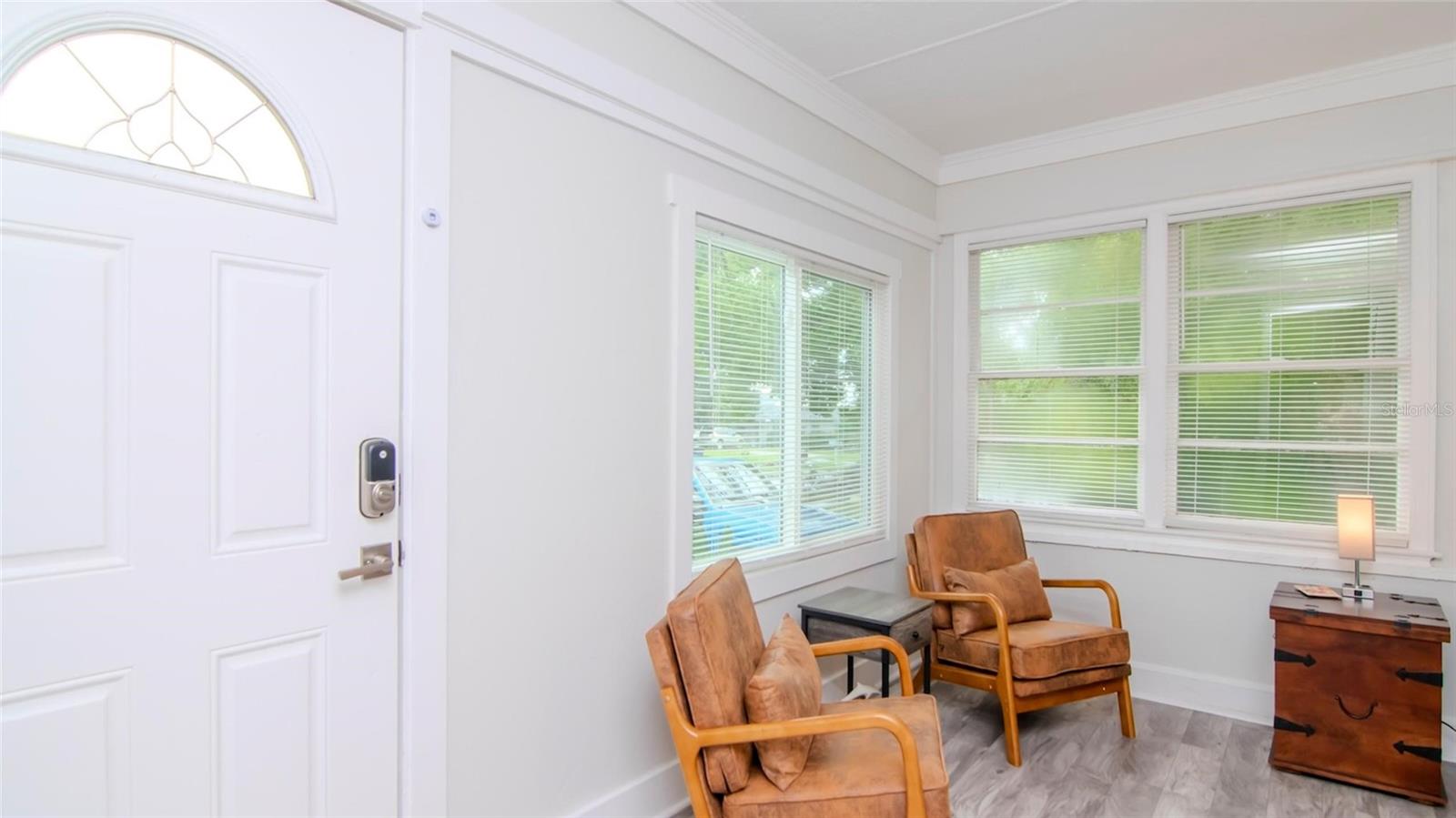 HIGHLAND GROVES - Residential Income