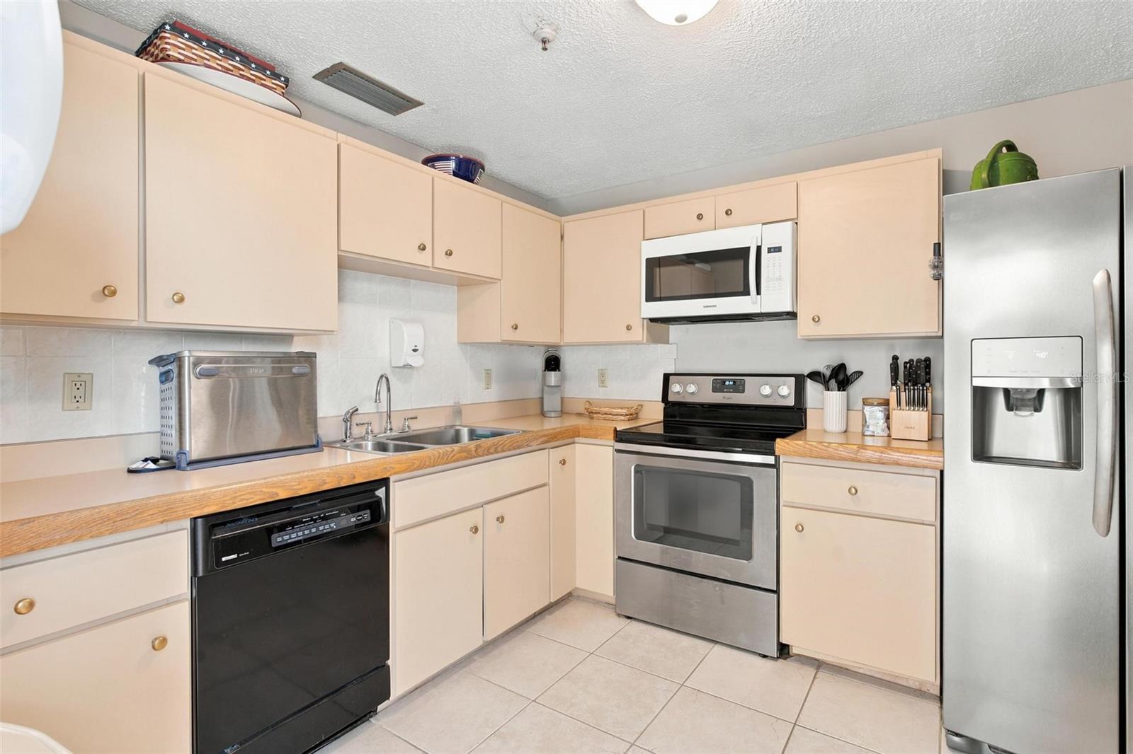 TIDESFALL CONDO - Residential