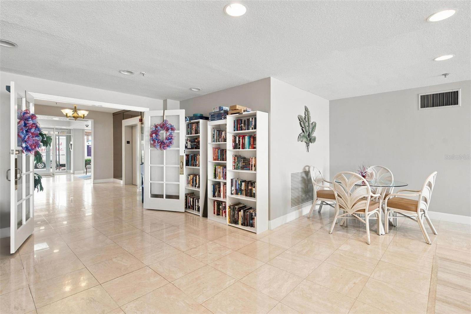 TIDESFALL CONDO - Residential