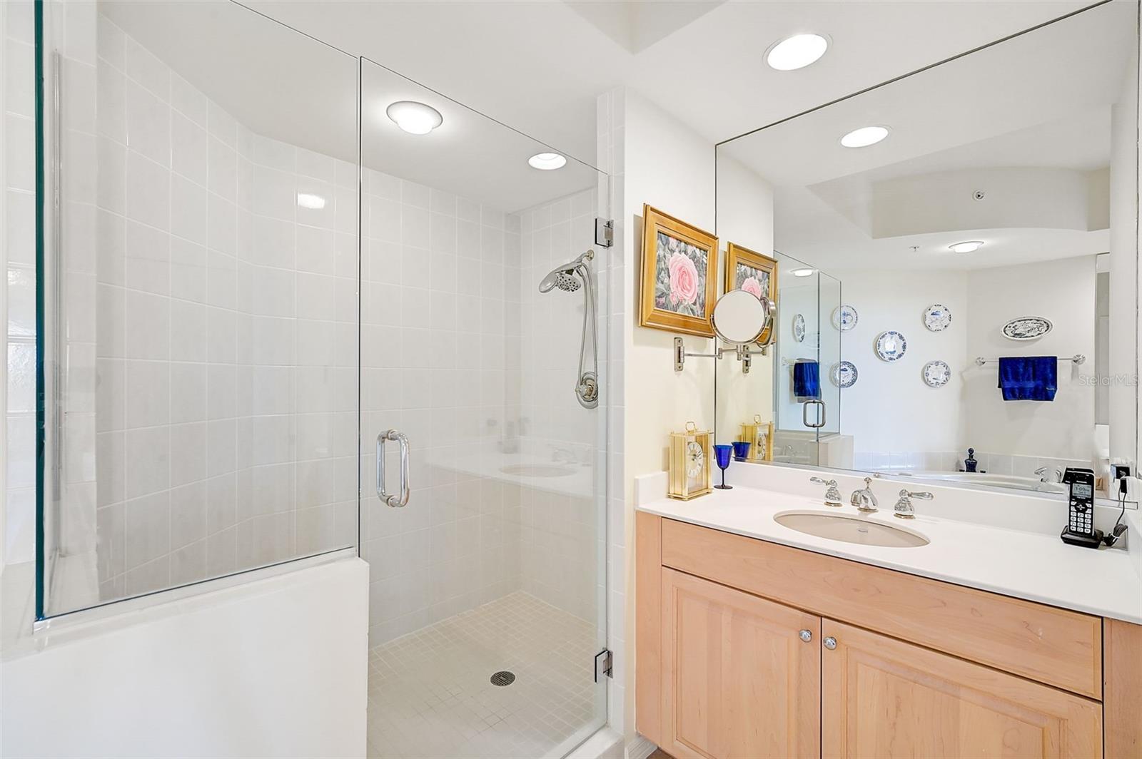 MERIDIAN AT THE OAKS PRESERVE - Residential