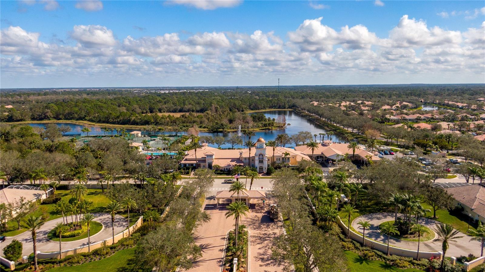 VILLAGEWALK - Residential