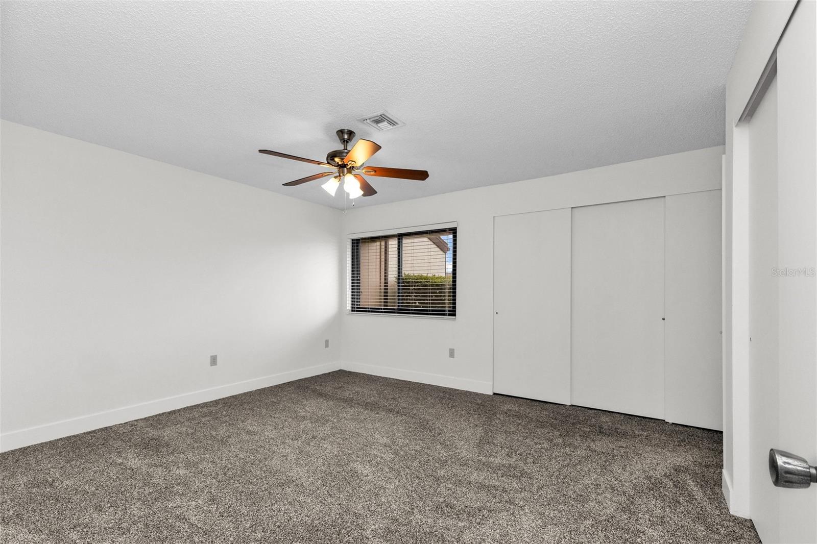 WHISPERING PINES CLUB - Residential