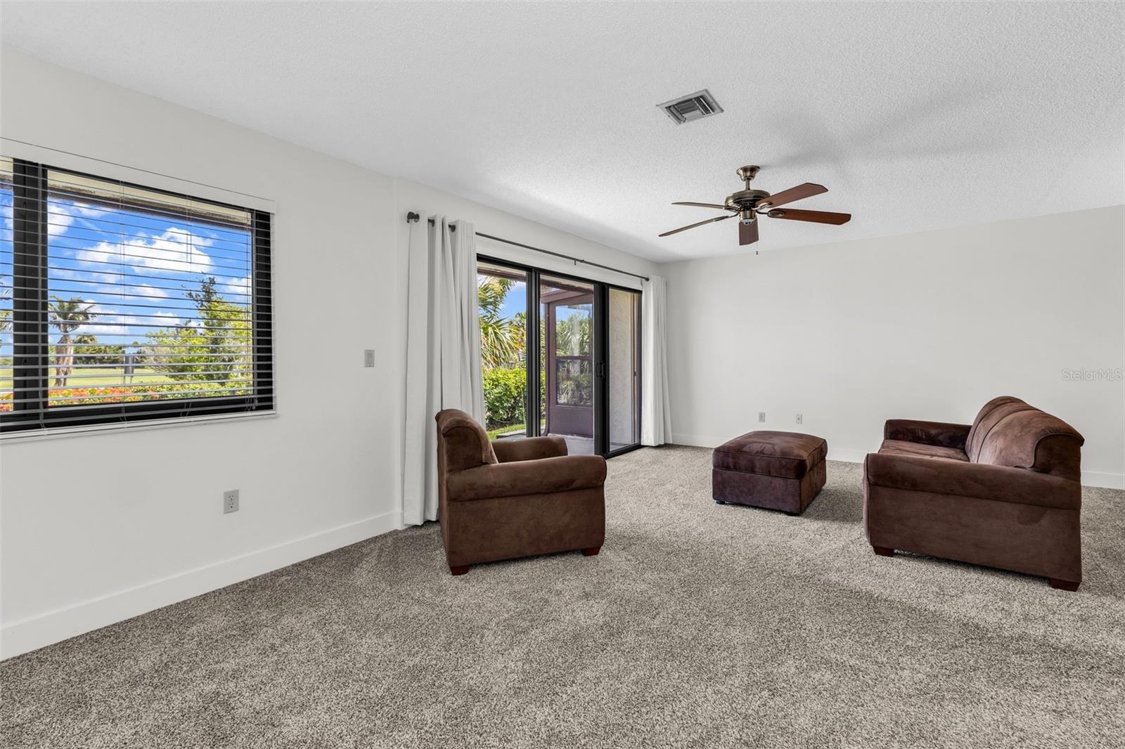 WHISPERING PINES CLUB - Residential