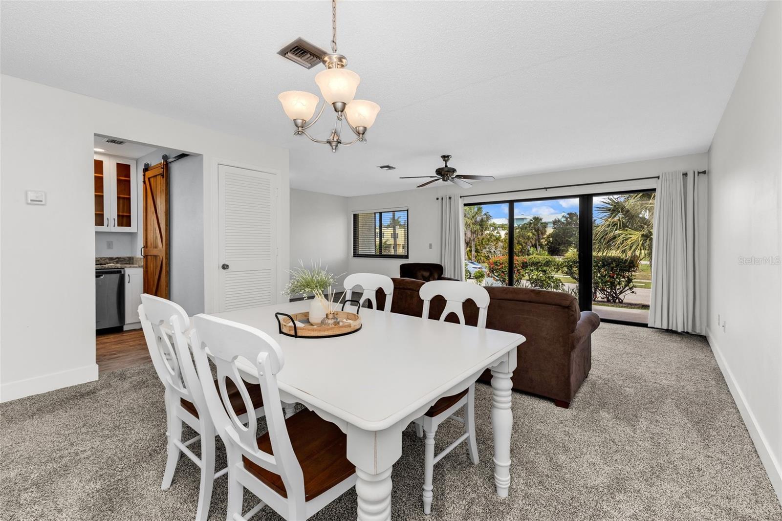 WHISPERING PINES CLUB - Residential