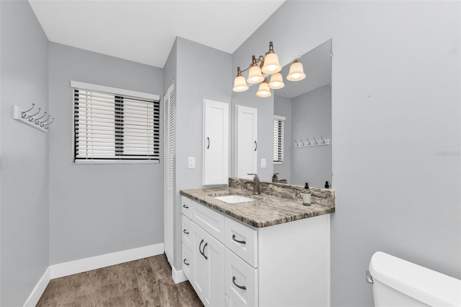 WHISPERING PINES CLUB - Residential