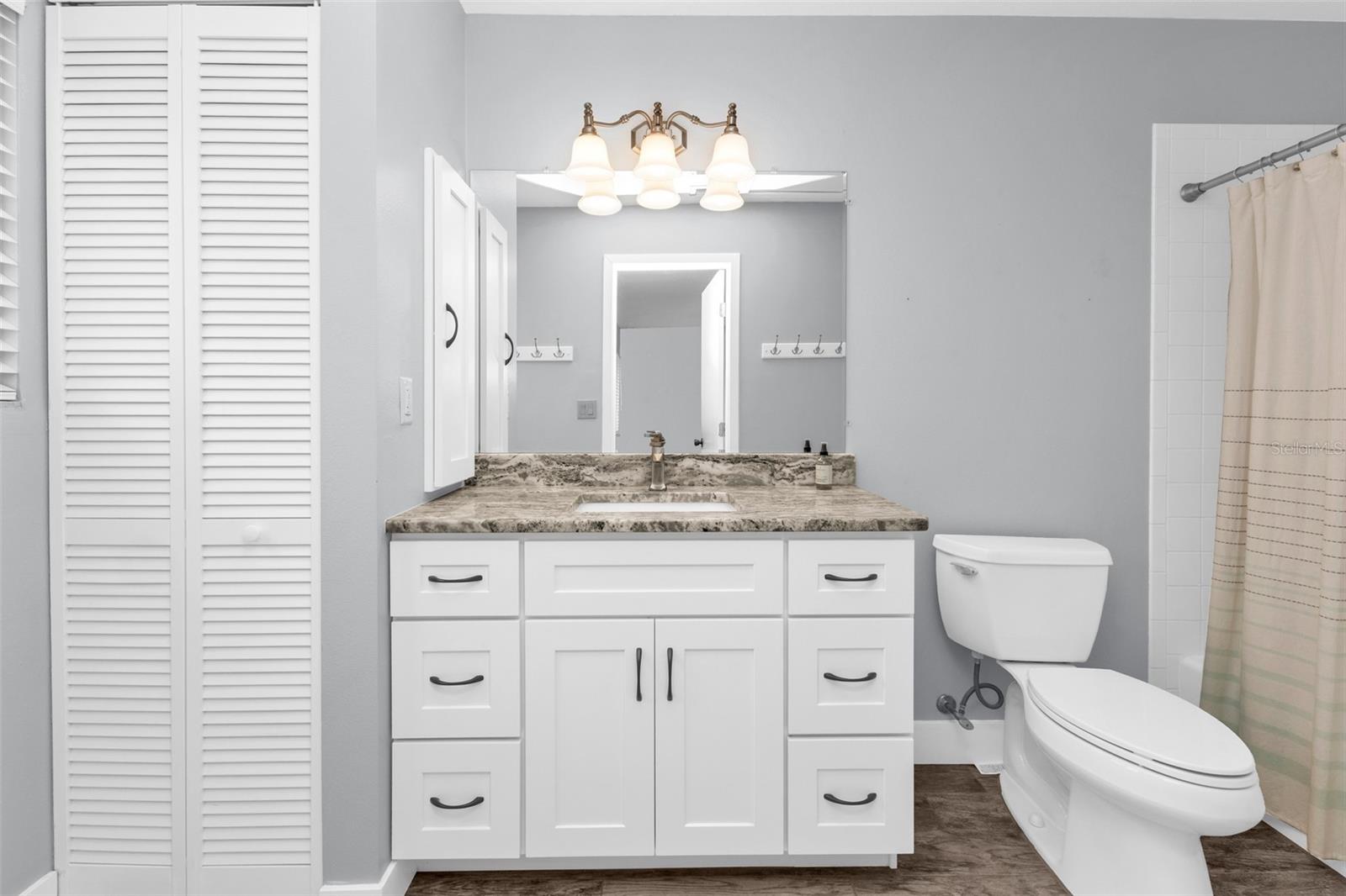 WHISPERING PINES CLUB - Residential