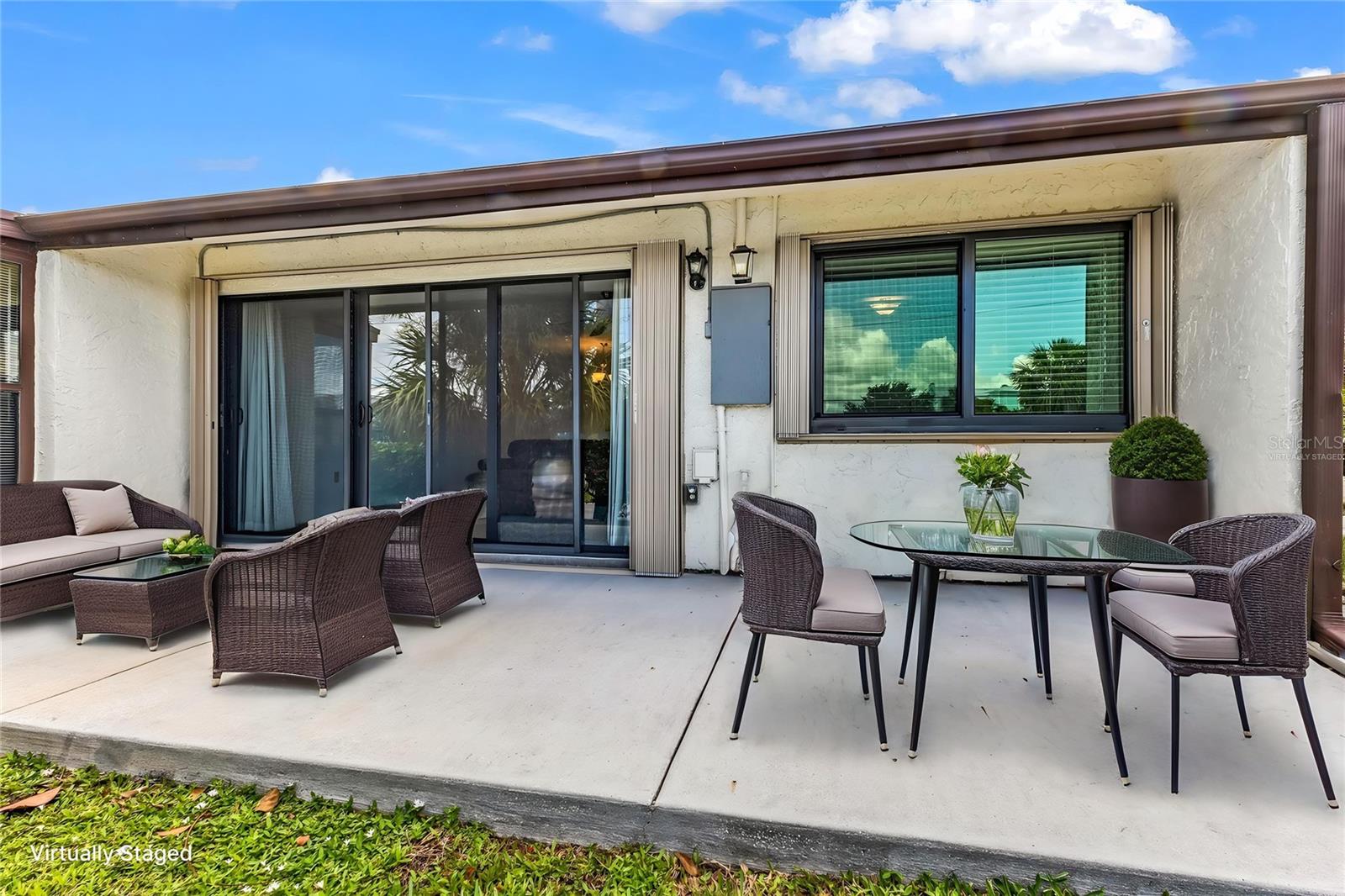 WHISPERING PINES CLUB - Residential