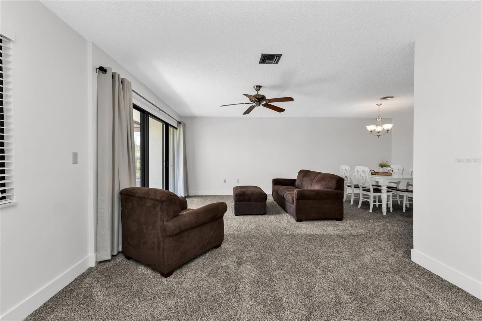 WHISPERING PINES CLUB - Residential