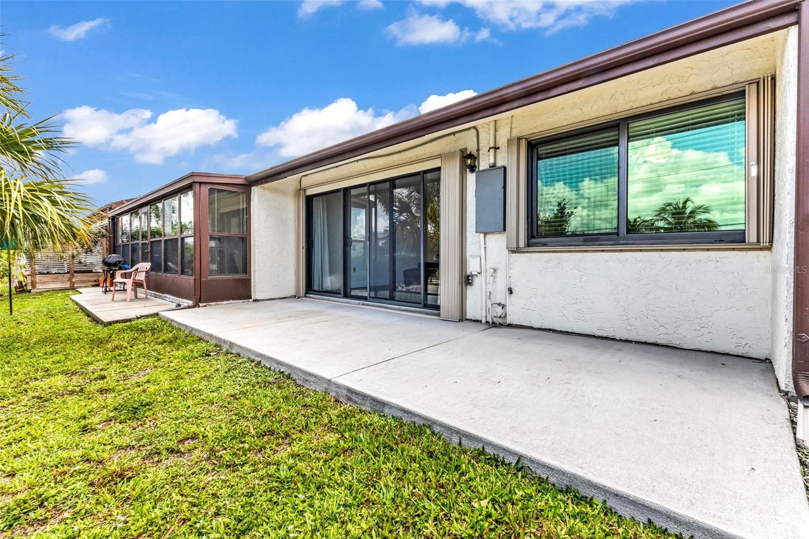 WHISPERING PINES CLUB - Residential