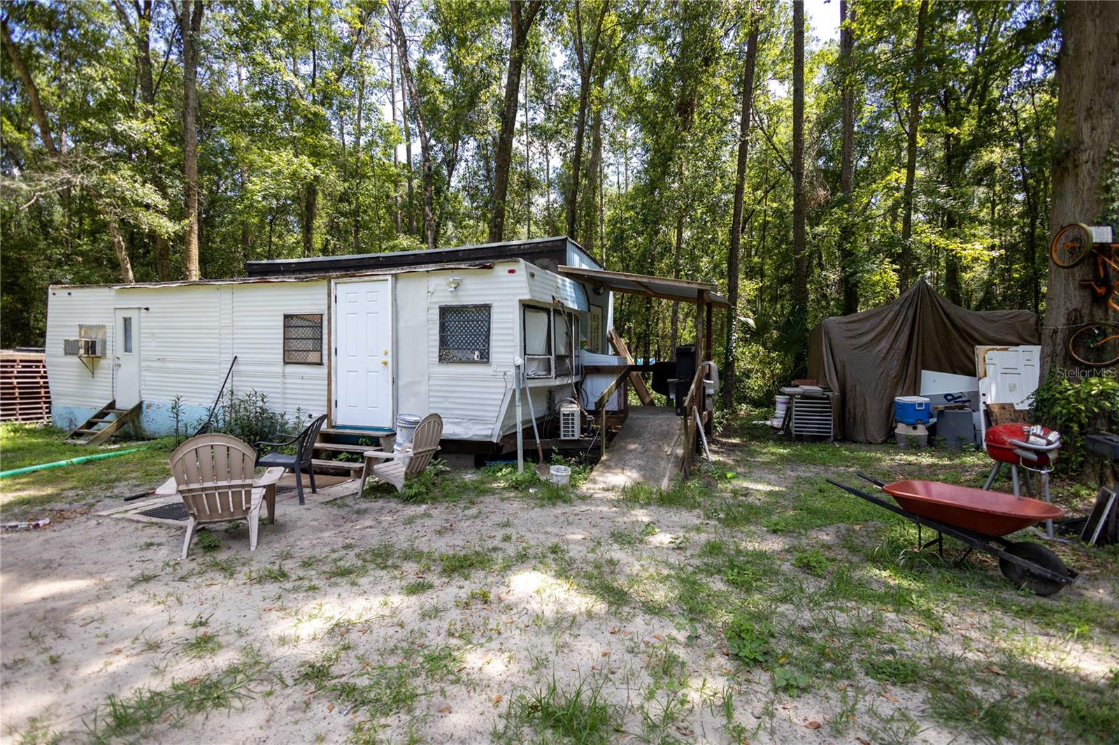 FLEMINGTON ACRES - Land