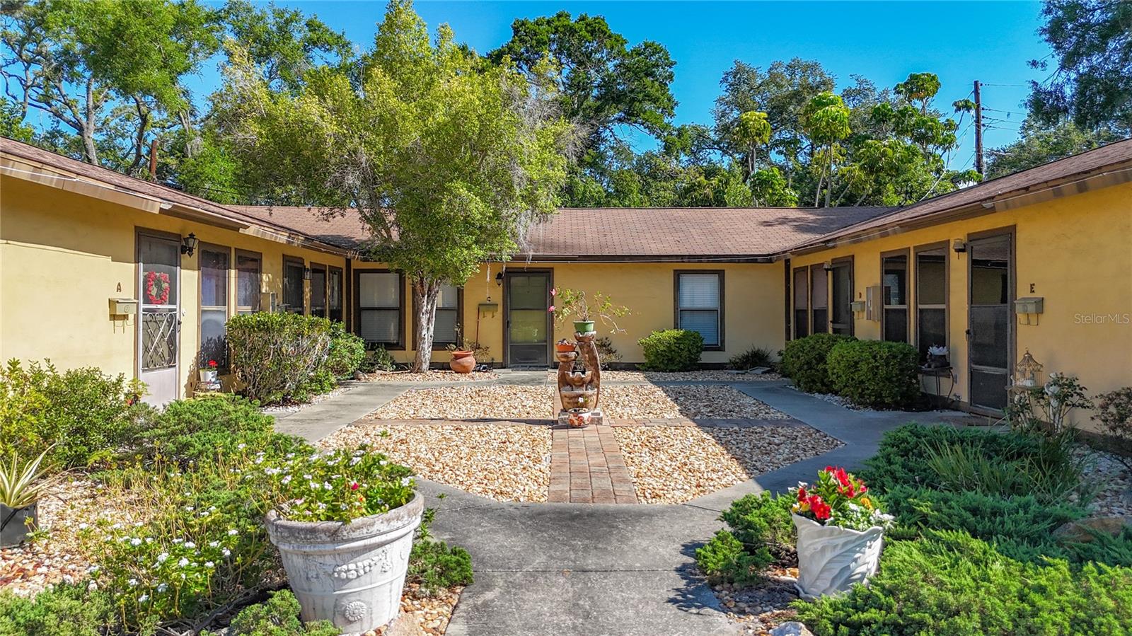 VIKING VILLAS - Residential