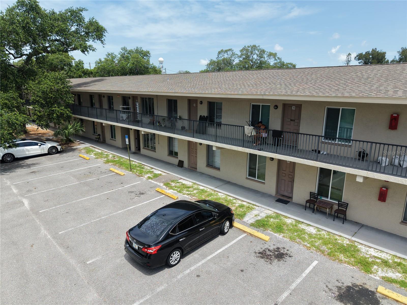 PINELLAS CREST REPLAT - Residential Lease