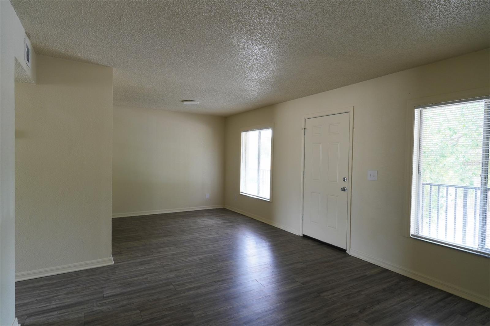 PINELLAS CREST REPLAT - Residential Lease