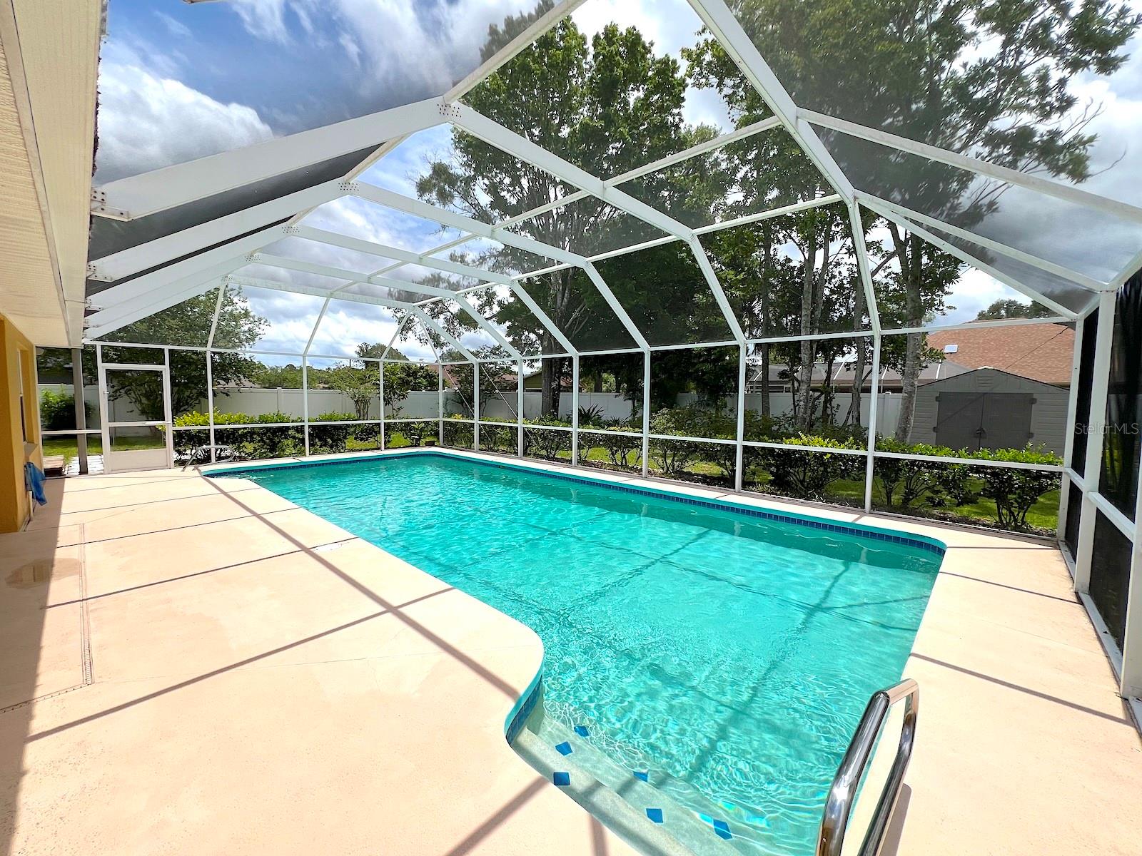 SOUTHWEST QUADRANT PH 01-04 - Residential Lease