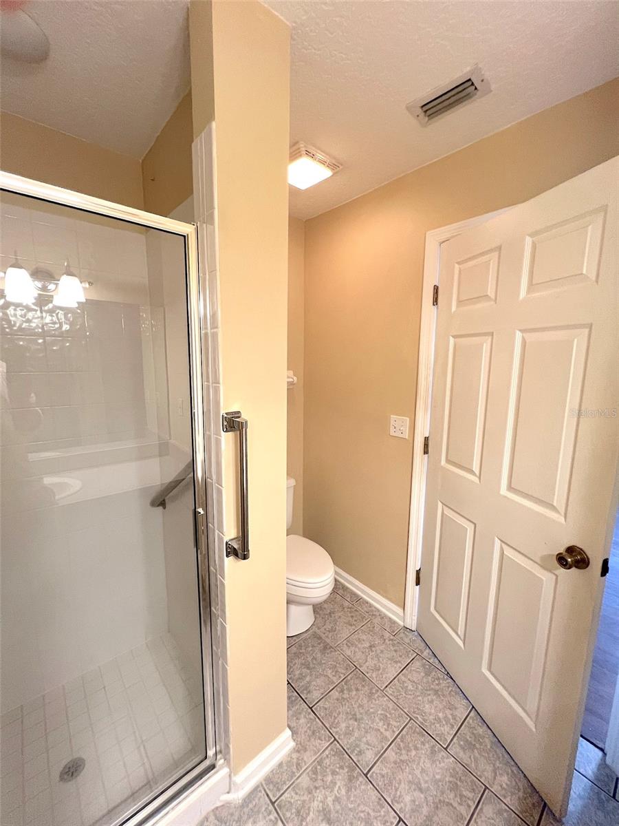 SOUTHWEST QUADRANT PH 01-04 - Residential Lease