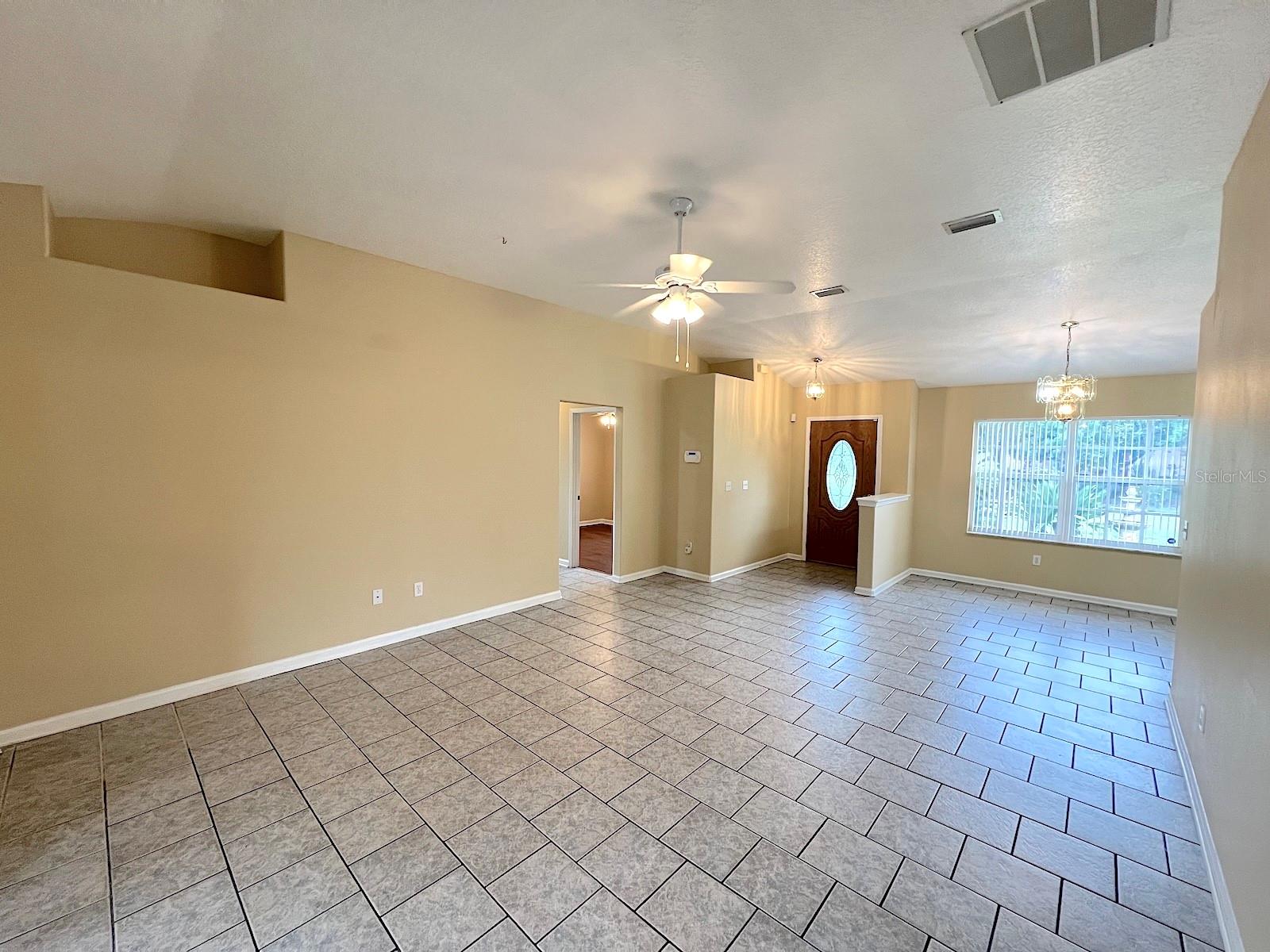 SOUTHWEST QUADRANT PH 01-04 - Residential Lease