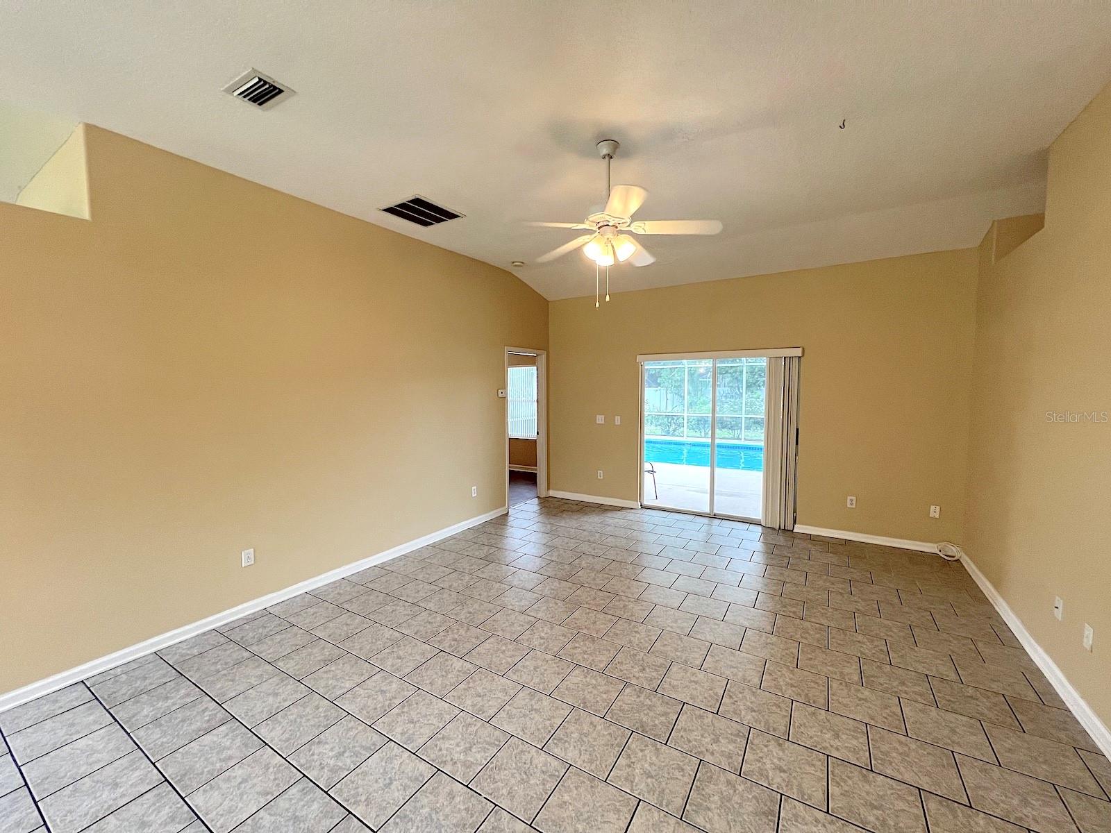 SOUTHWEST QUADRANT PH 01-04 - Residential Lease