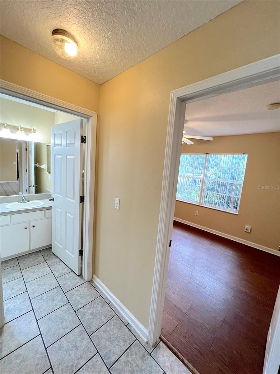 SOUTHWEST QUADRANT PH 01-04 - Residential Lease