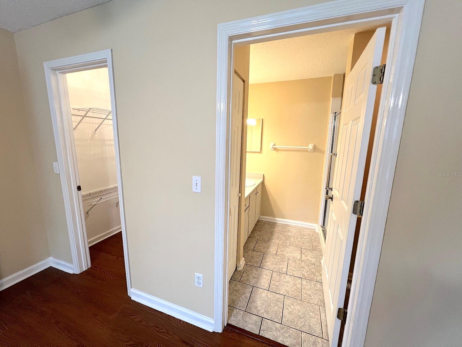SOUTHWEST QUADRANT PH 01-04 - Residential Lease