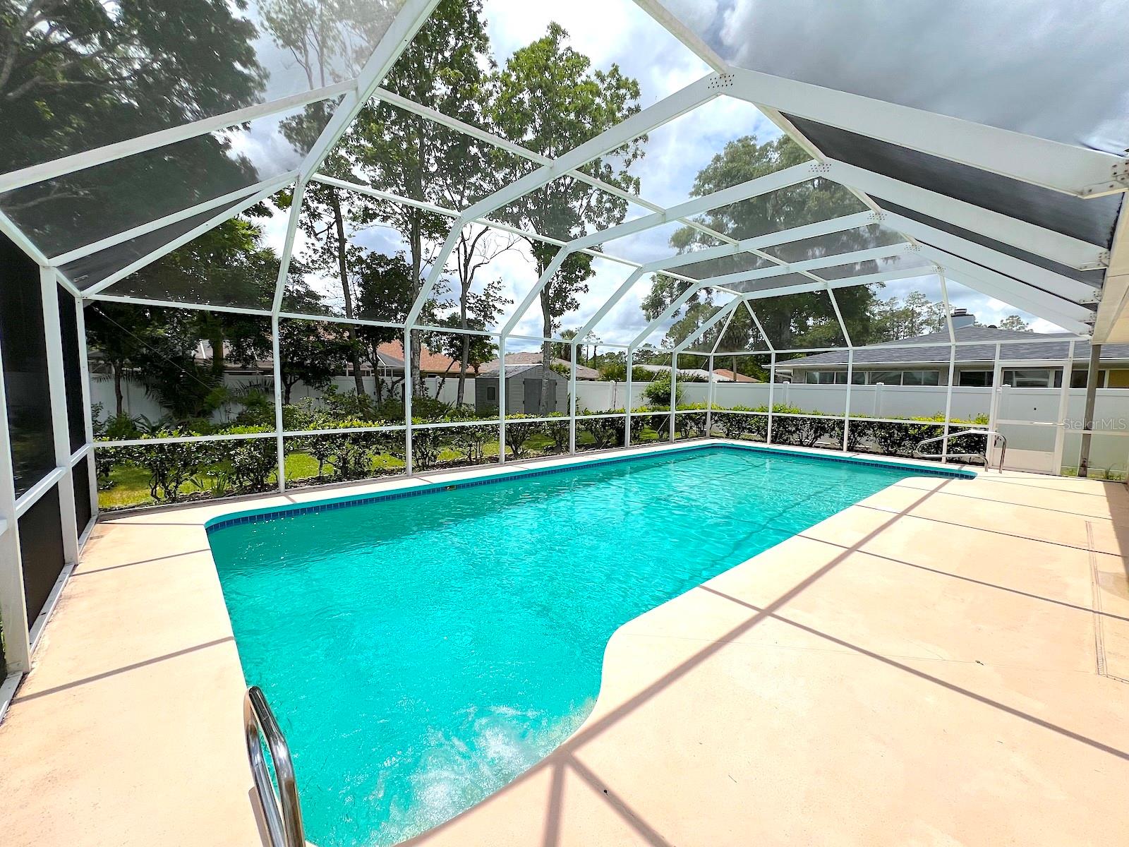 SOUTHWEST QUADRANT PH 01-04 - Residential Lease